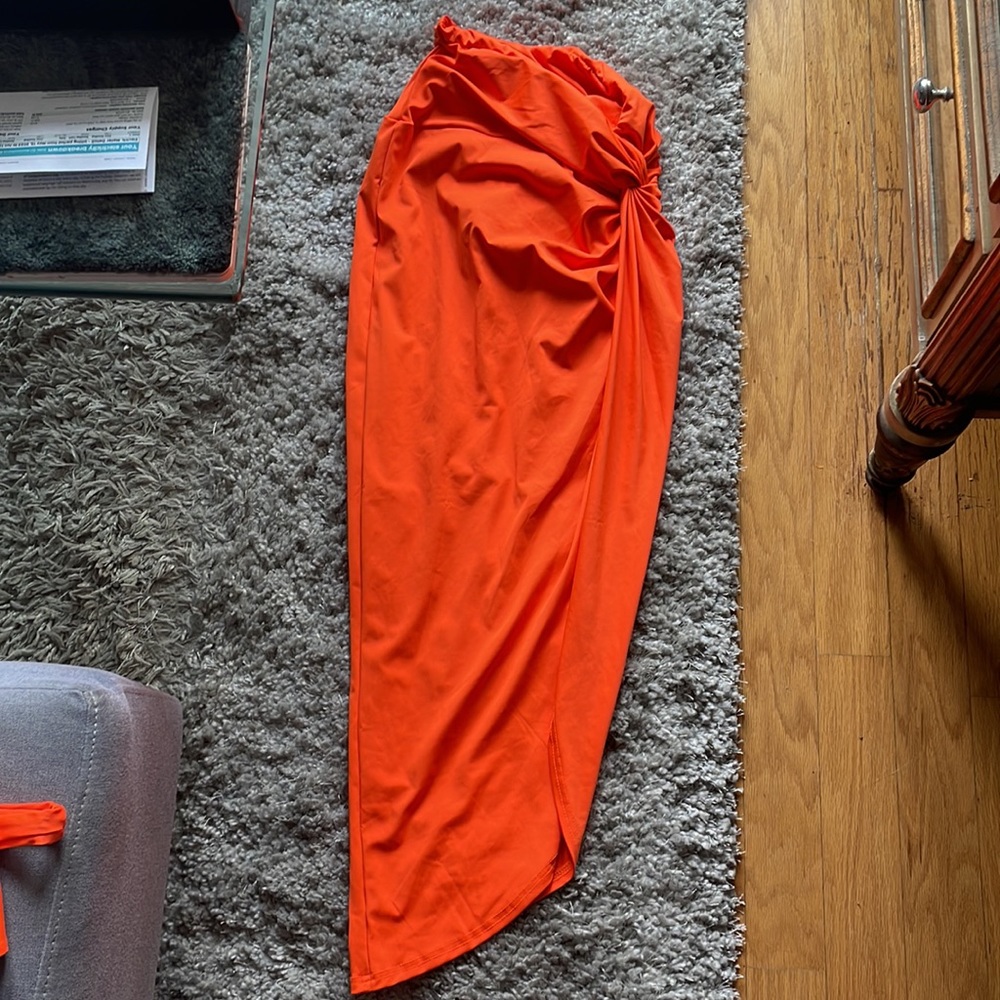 Orange set - Picture 3 of 4